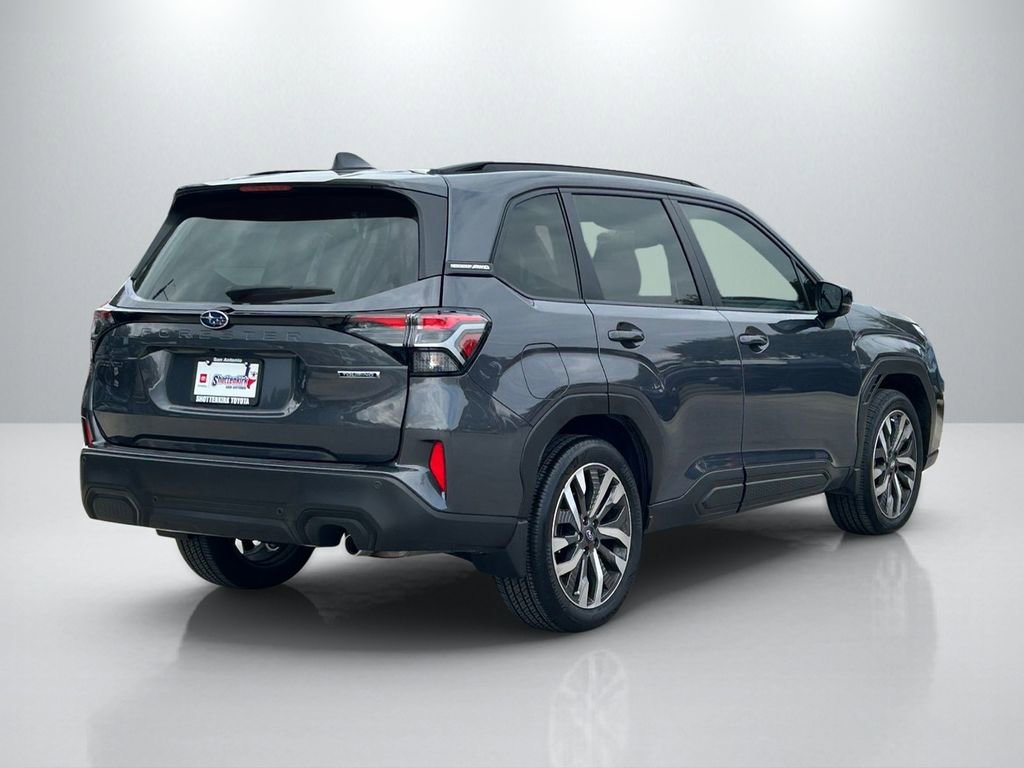 Used 2025 Subaru Forester Touring image 5
