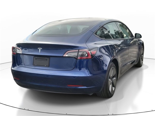 Used 2023 Tesla Model 3 Standard Range image 4