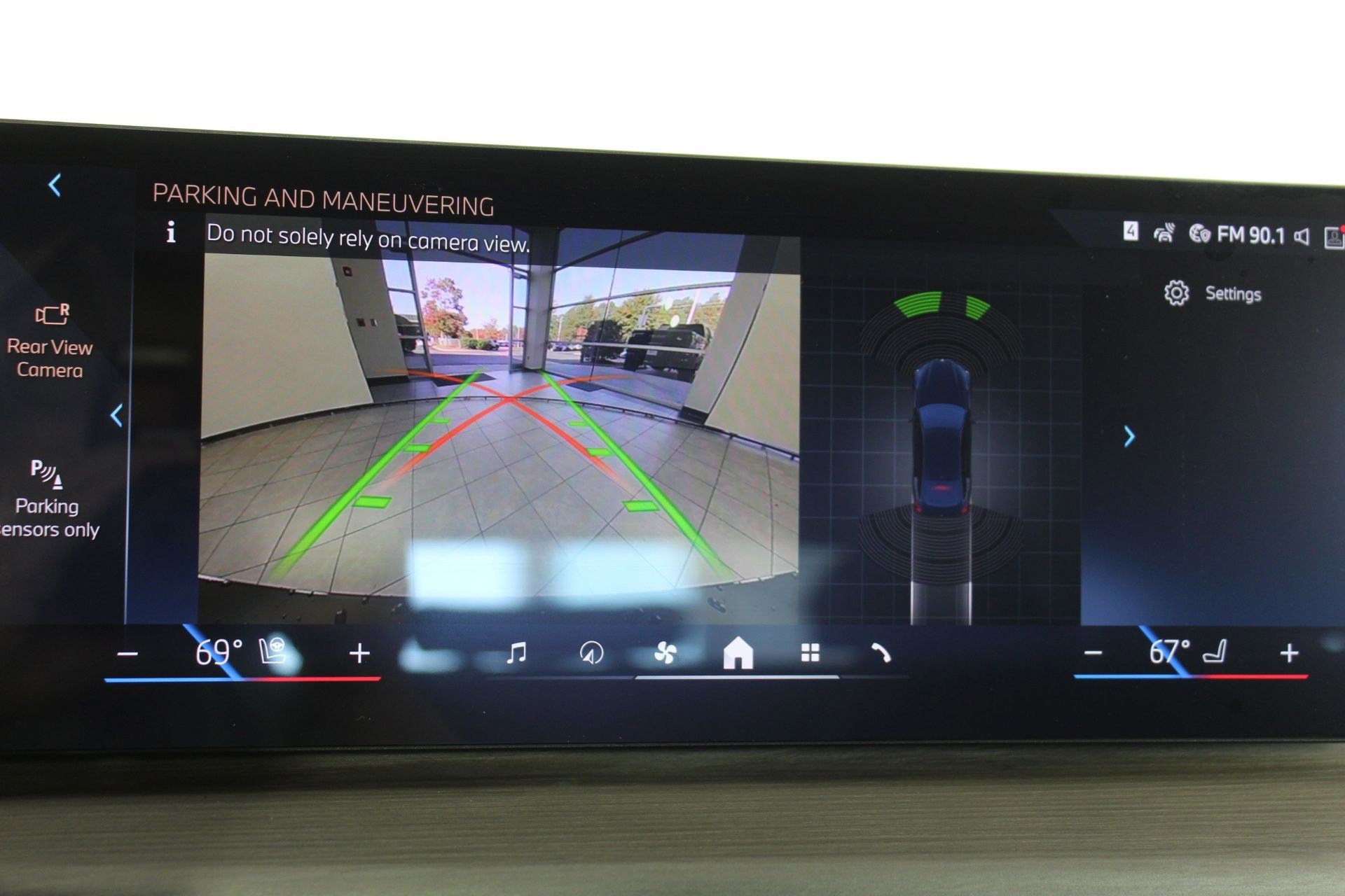 Used 2025 BMW i4 xDrive40i image 36