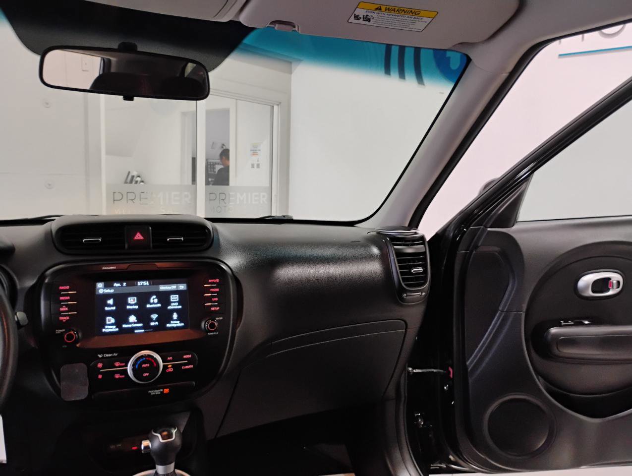 Used 2019 Kia Soul + FWD image 25
