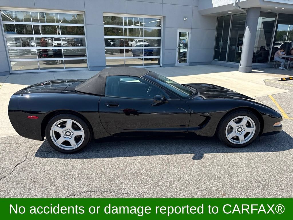 Used 1999 Chevrolet Corvette Convertible w/ Memory Pkg RWD image 4