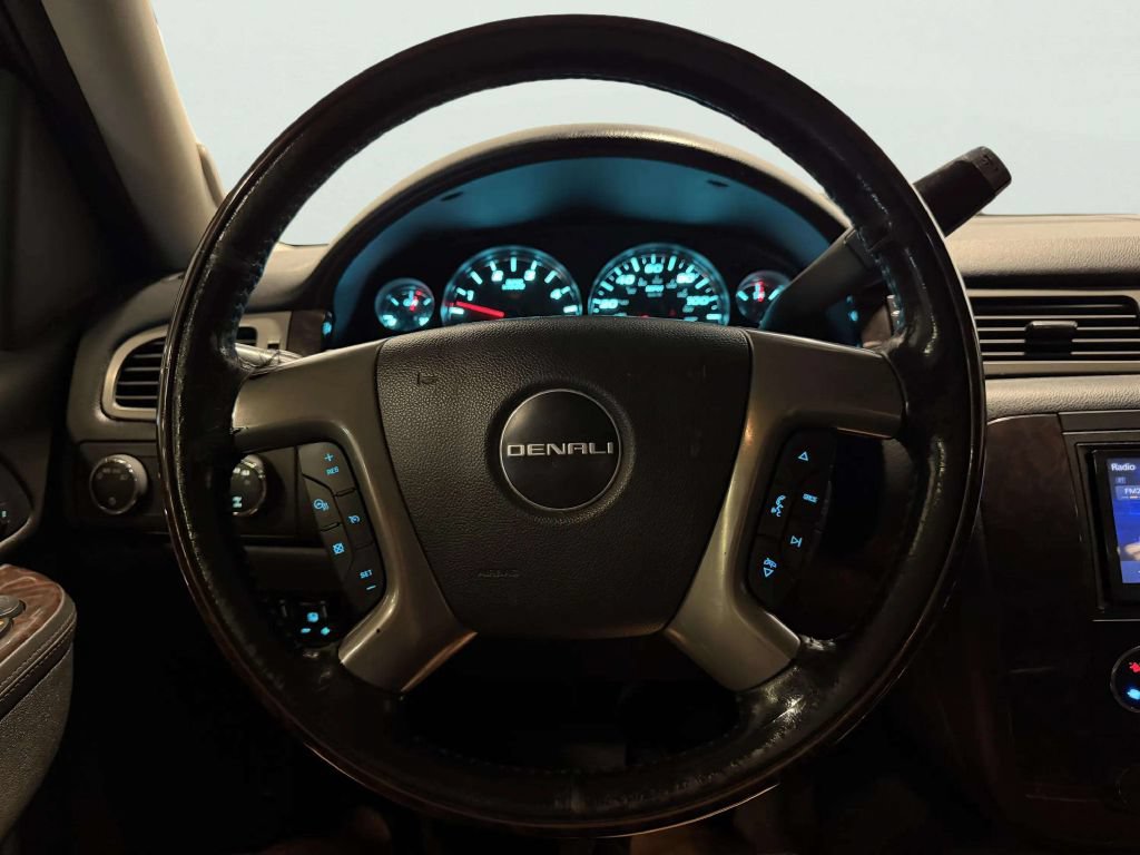 Used 2013 GMC Sierra 2500 Denali AWD/4WD image 36
