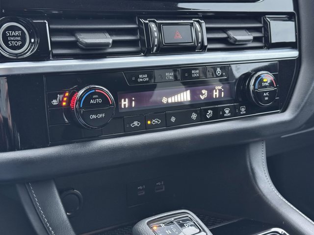 Used 2022 Nissan Pathfinder SL image 28