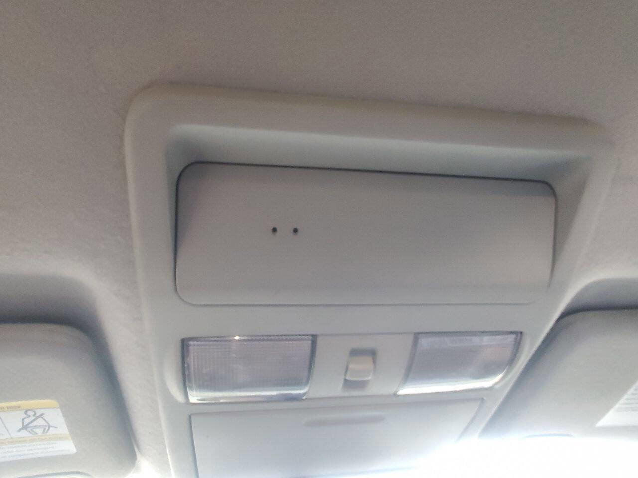 Used 2015 Nissan Frontier S image 26