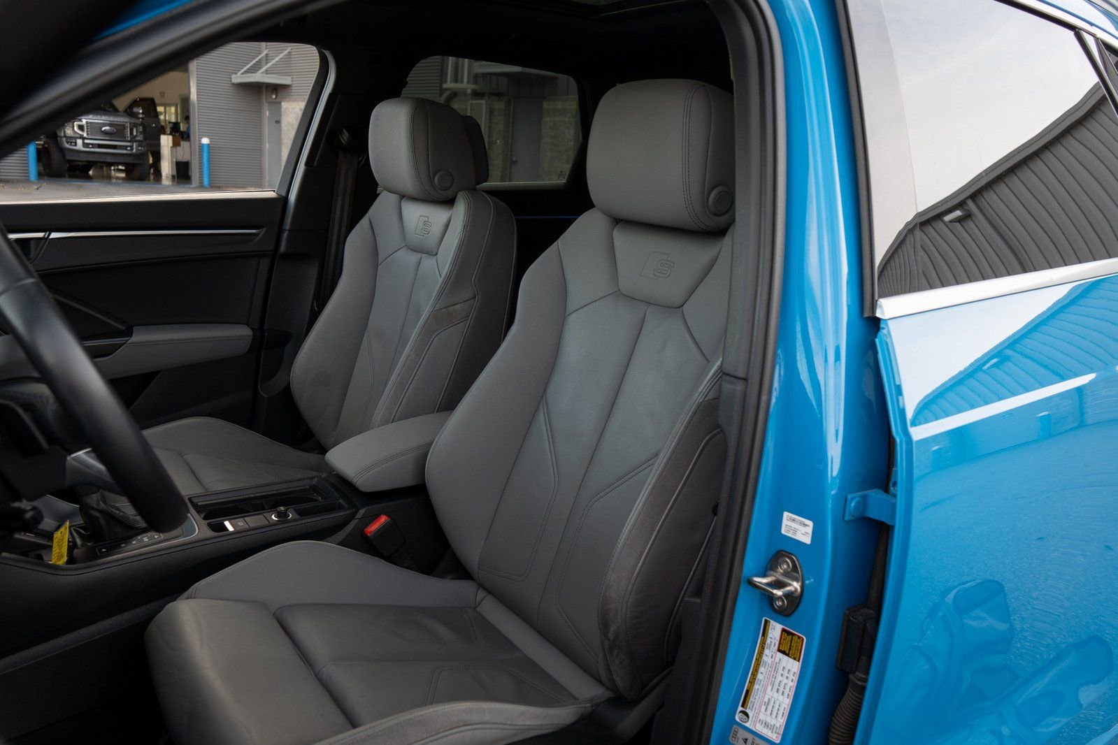 Used 2020 Audi Q3 2.0T Prestige w/ Prestige Package image 15