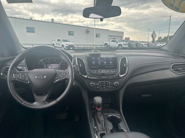 Used 2022 Chevrolet Equinox RS w/ RS Leather Package image 14