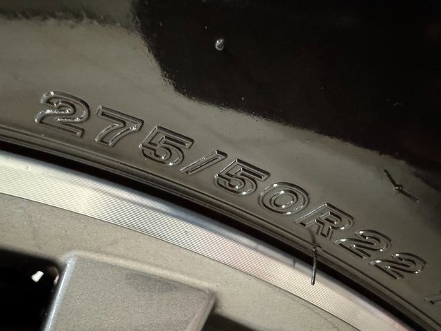 Used 2025 INFINITI QX80 Sensory image 33