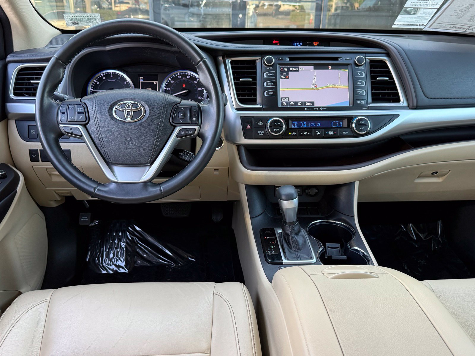 Used 2018 Toyota Highlander XLE FWD image 40