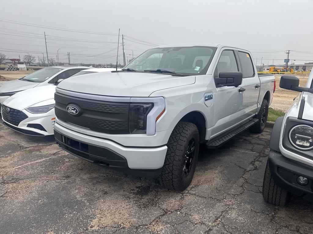 Certified 2025 Ford F150 Lightning XLT image 5