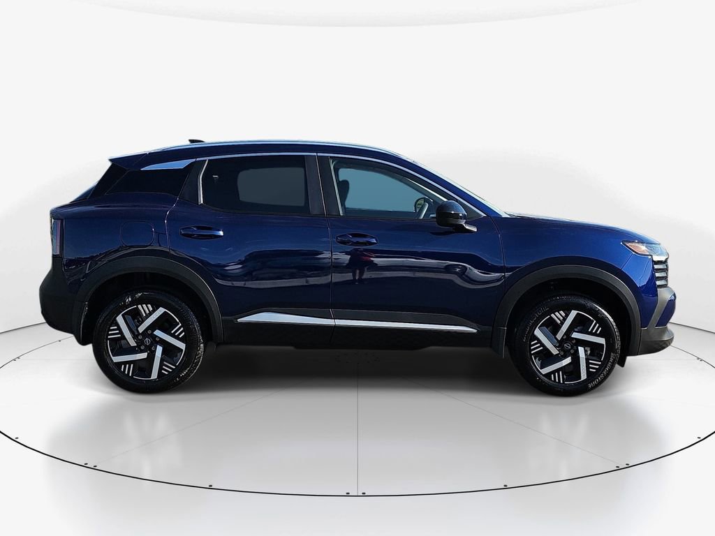 New 2026 Nissan Kicks SV FWD image 5