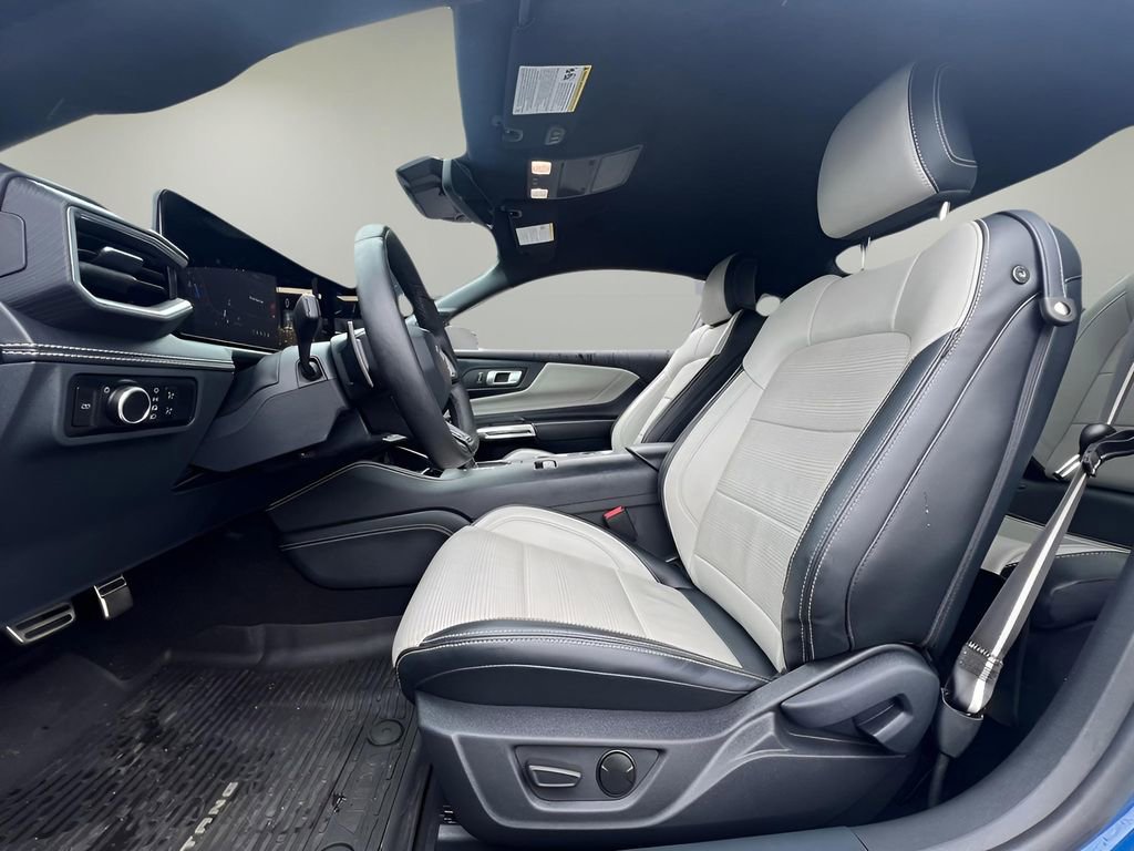 Used 2024 Ford Mustang GT Premium image 10