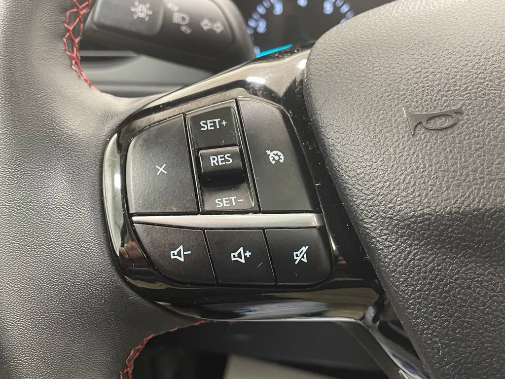 Used 2022 Ford Escape SEL w/ SEL Stealth AWD Package image 28