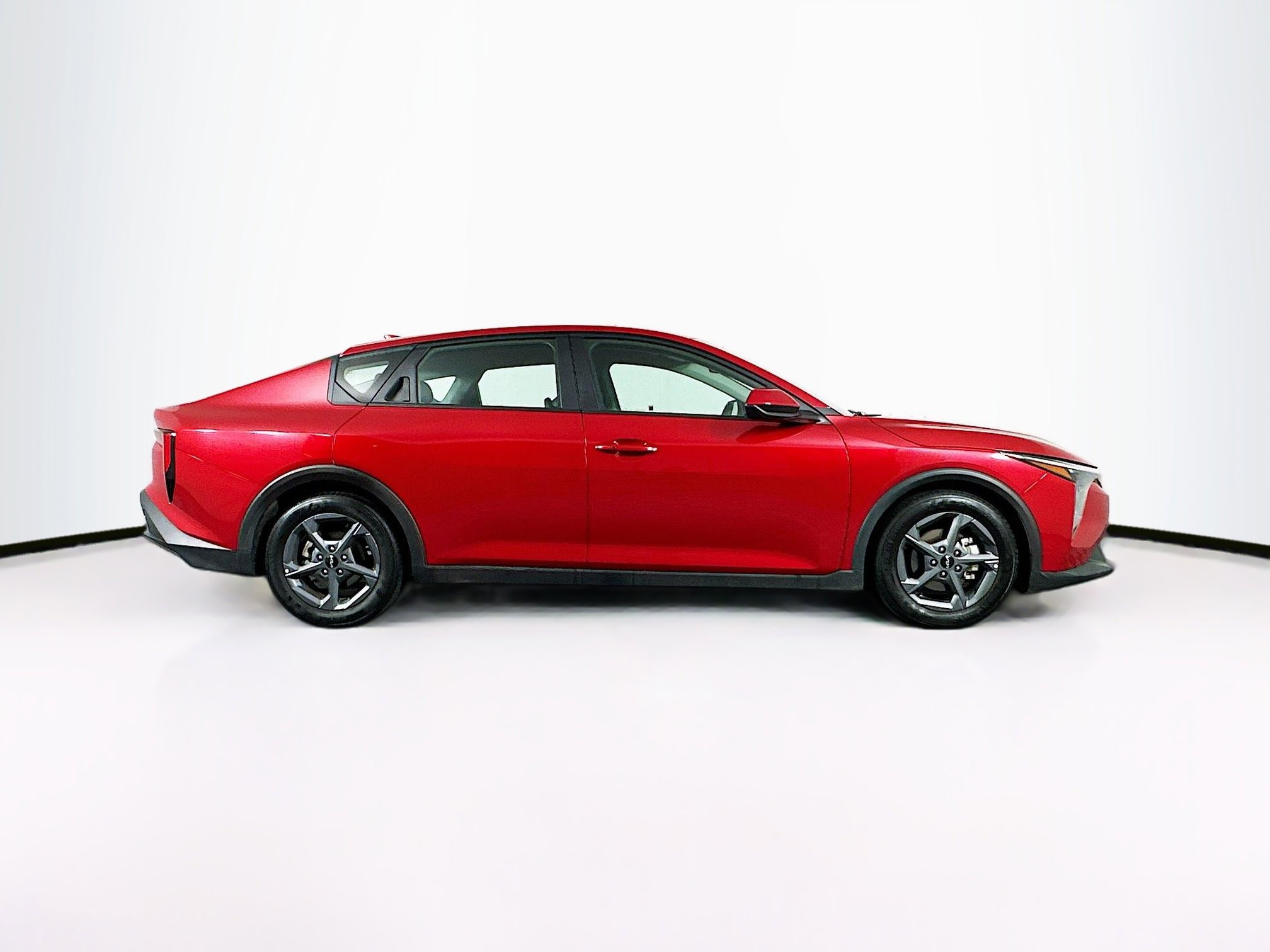 Used 2025 Kia K4 LXS image 10