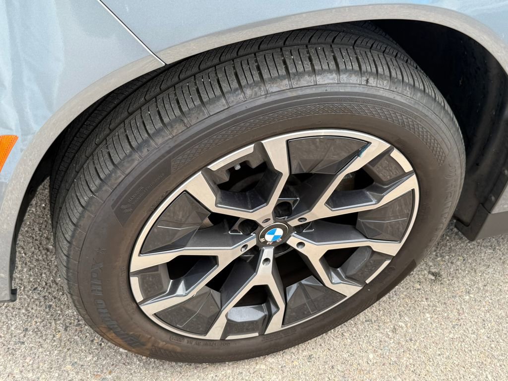 Used 2025 BMW X3 xDrive30i w/ Premium Package image 18