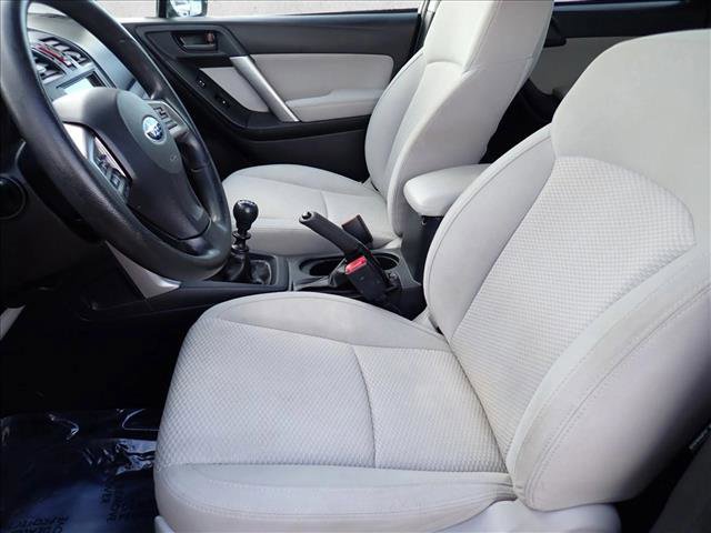 Used 2015 Subaru Forester 2.5i AWD/4WD image 11