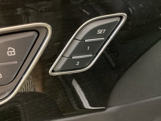 New 2025 Audi Q7 3.0T Prestige image 16