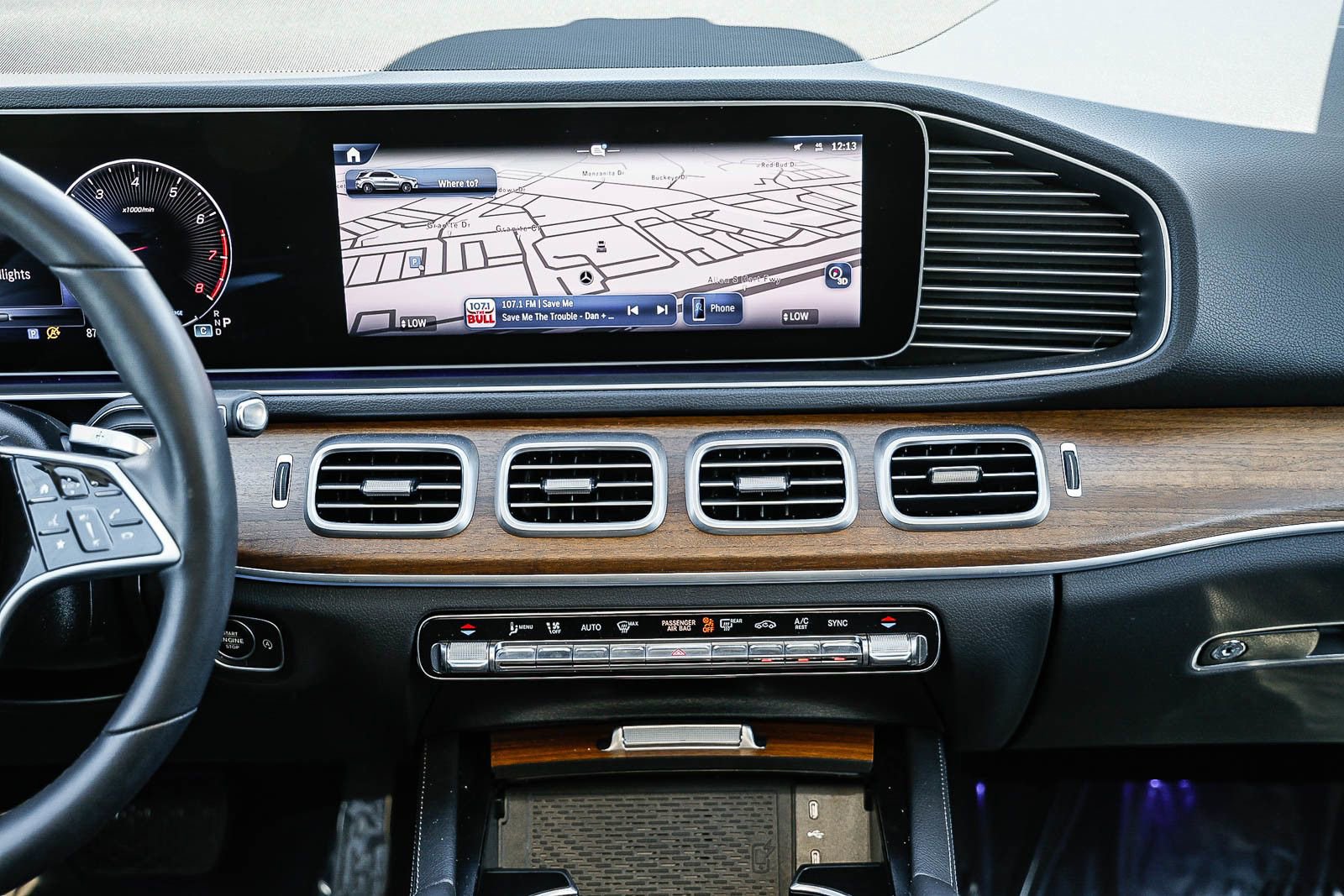 Certified 2025 Mercedes-Benz GLE 350 4MATIC image 11