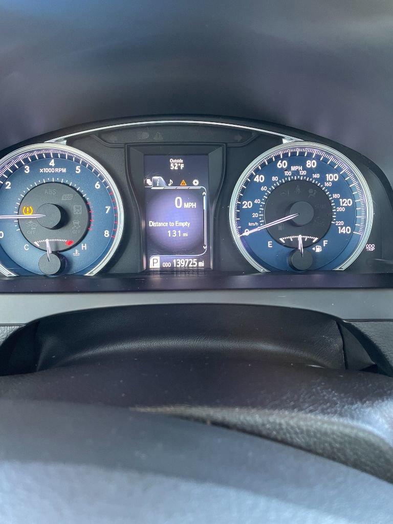 Used 2017 Toyota Camry LE image 11