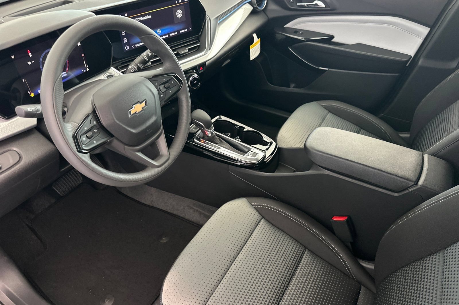 New 2026 Chevrolet Trax LT FWD image 10