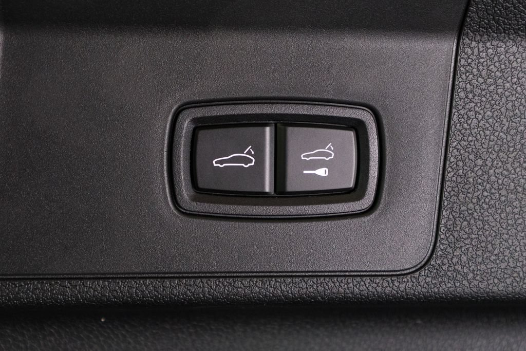 New 2026 Porsche Panamera 4 E-Hybrid AWD/4WD image 40