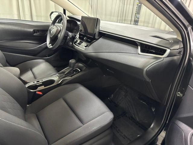 Used 2024 Toyota Corolla LE FWD image 11