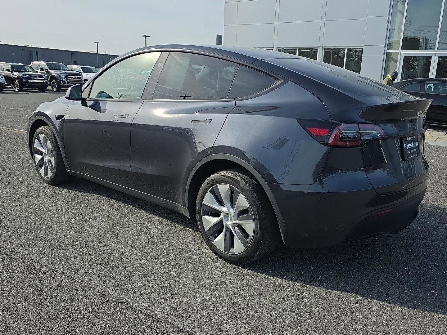 Used 2024 Tesla Model Y Long Range image 8