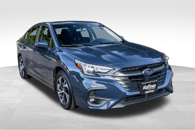 Used 2024 Subaru Legacy Premium AWD/4WD image 2