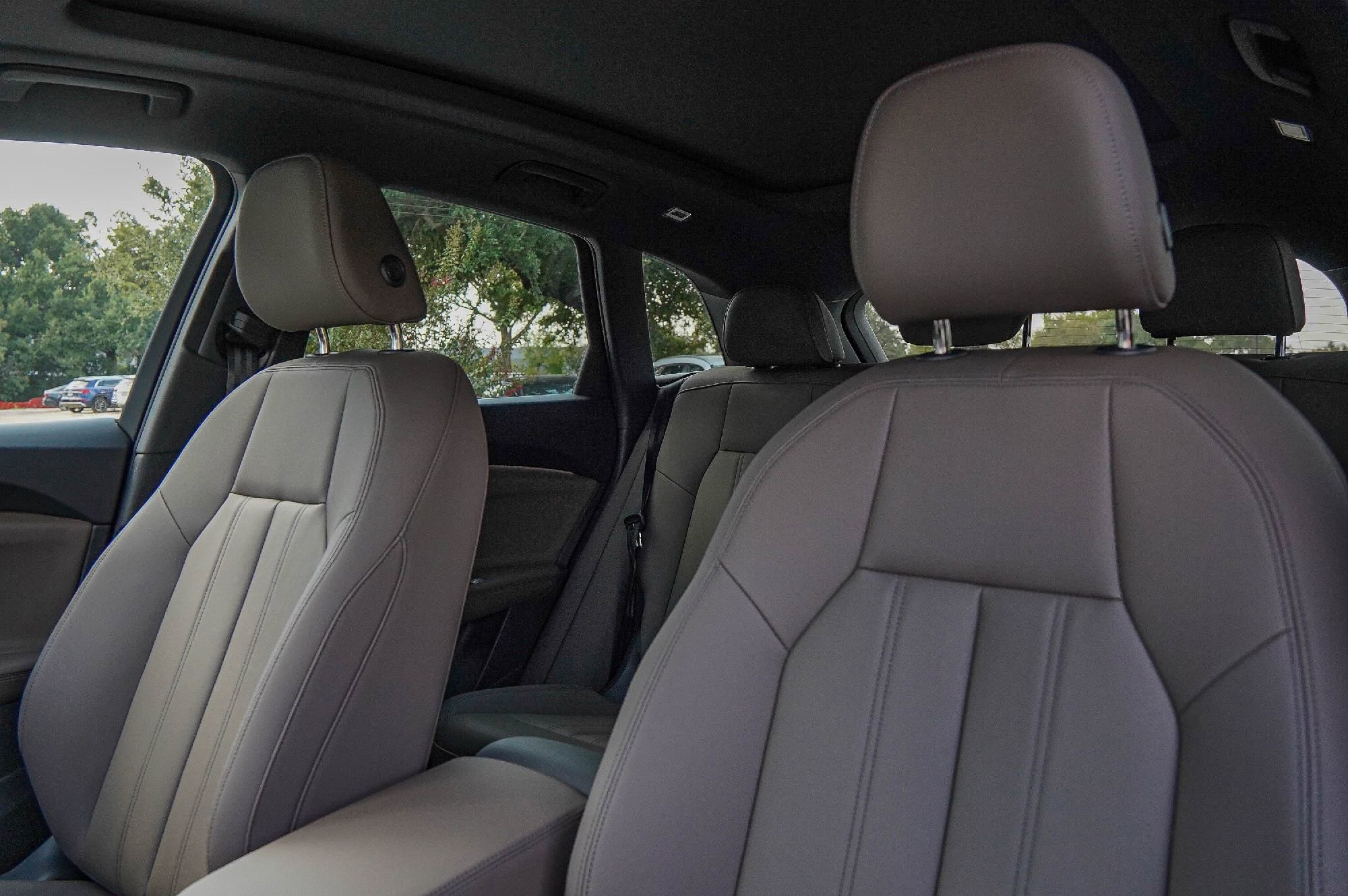 New 2025 Audi Q5 Premium image 10