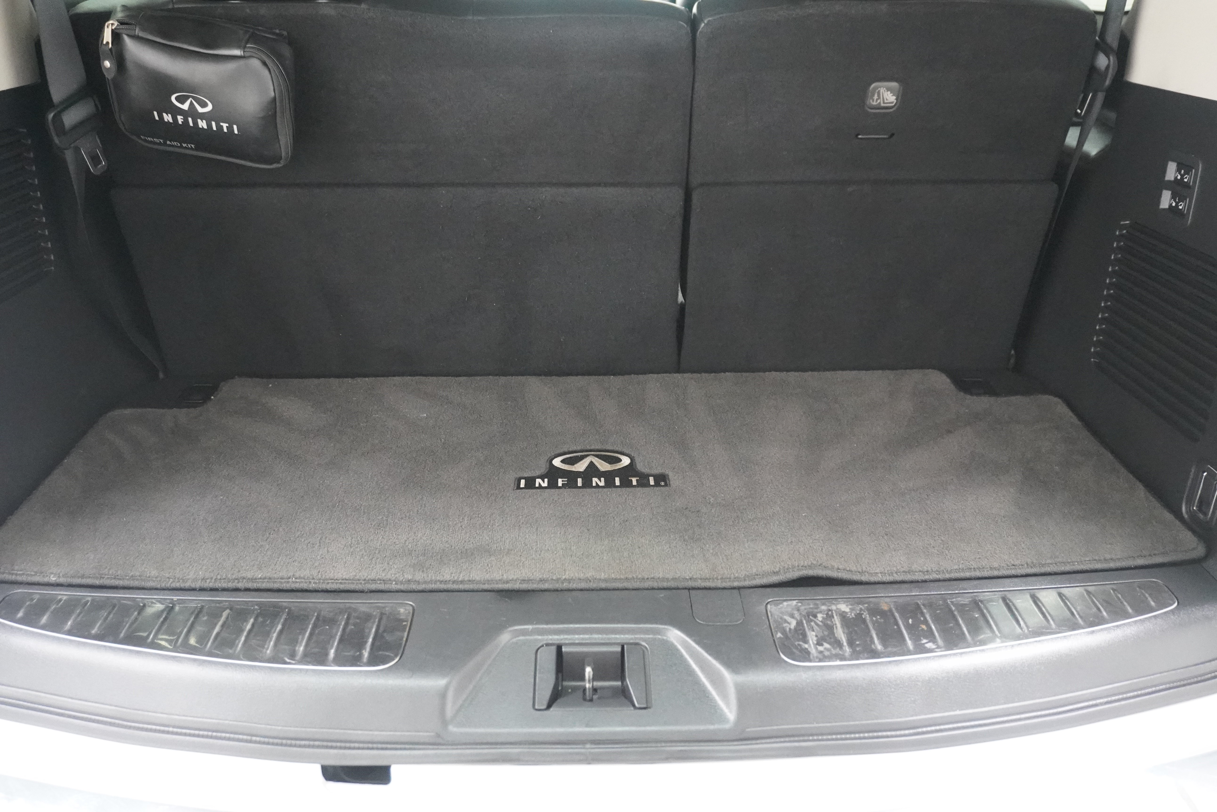 Used 2019 INFINITI QX80 Luxe w/ 22" Wheel Package AWD/4WD image 27