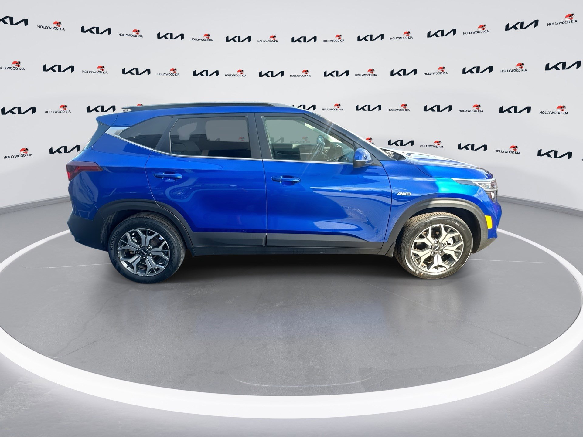 Certified 2023 Kia Seltos EX image 9