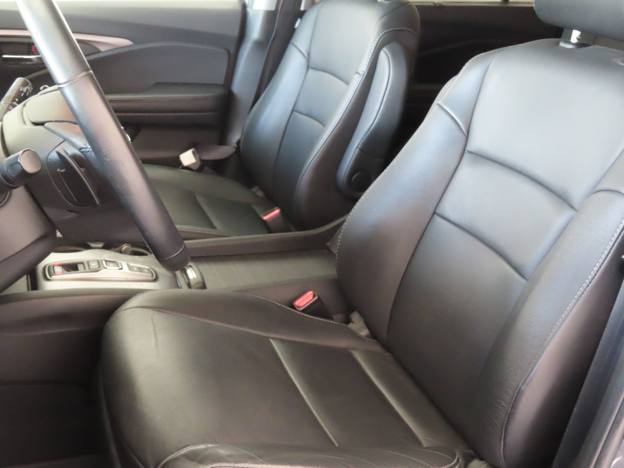 Used 2022 Honda Pilot EX-L image 11