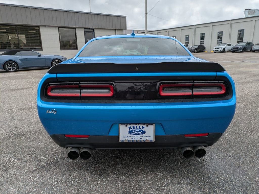 Used 2023 Dodge Challenger R/T w/ Plus Package image 7