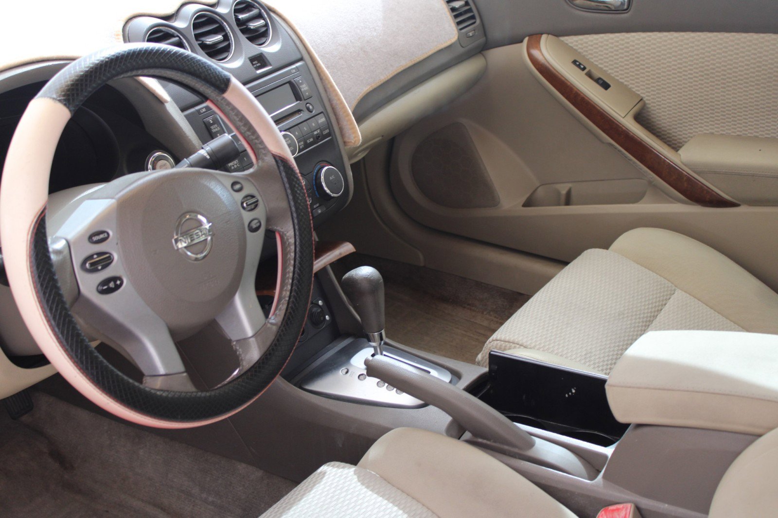 Used 2008 Nissan Altima 3.5 SE image 14