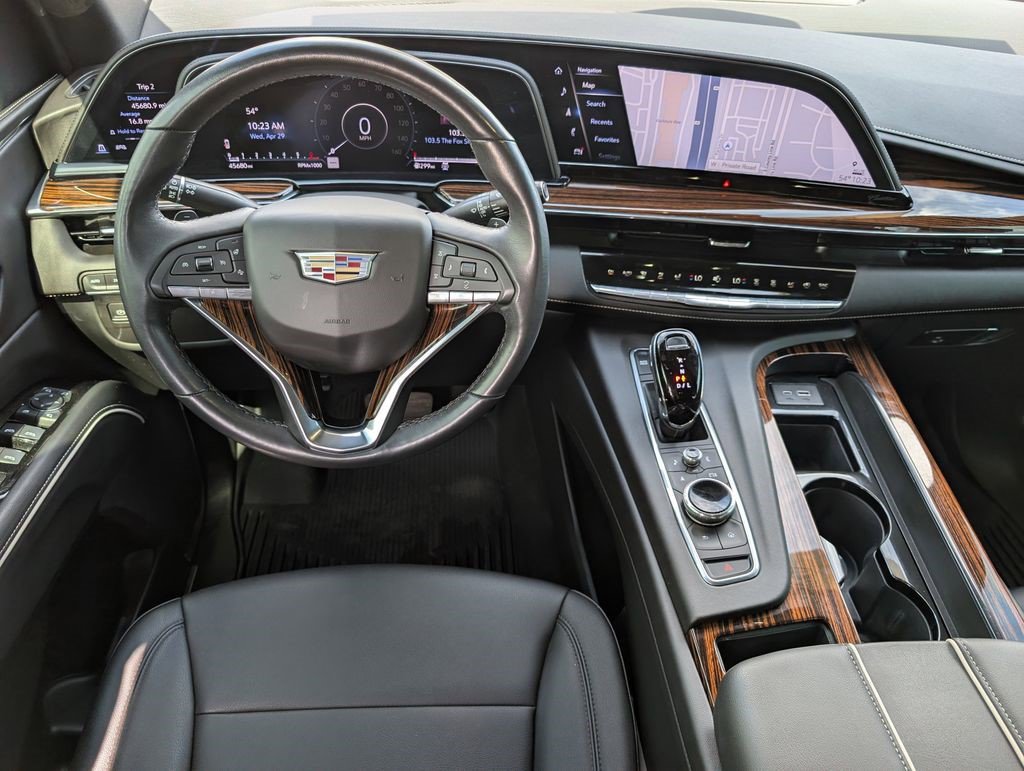 Certified 2022 Cadillac Escalade Luxury AWD/4WD image 19