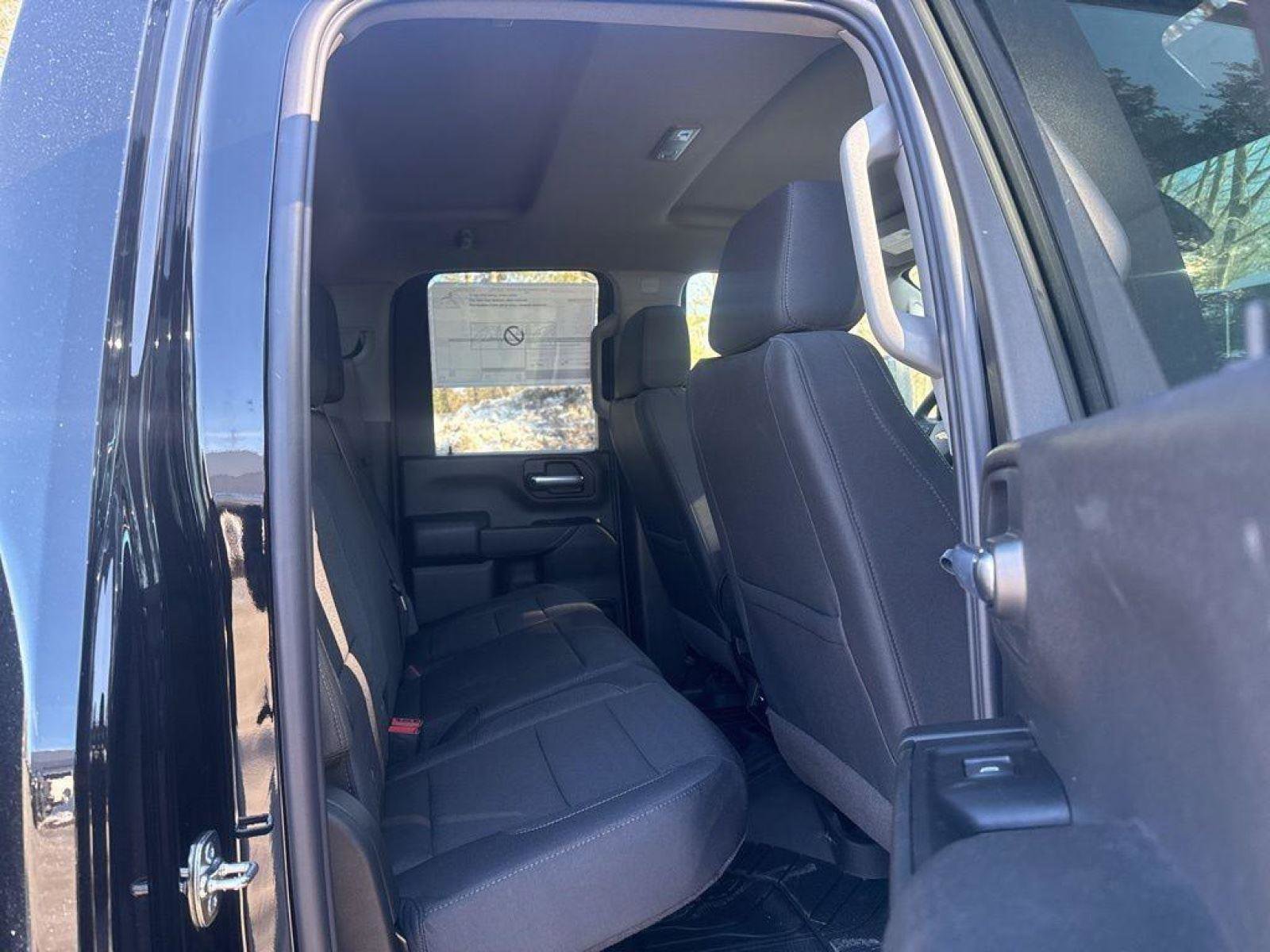 New 2026 Chevrolet Silverado 2500 Custom w/ Custom Value Package AWD/4WD image 17