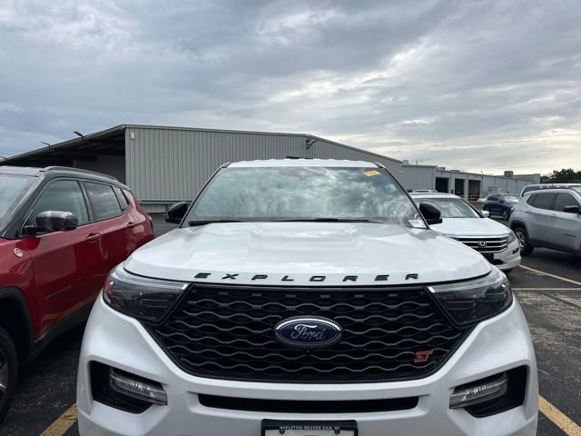 Used 2021 Ford Explorer ST w/ ST Street Pack AWD/4WD image 17