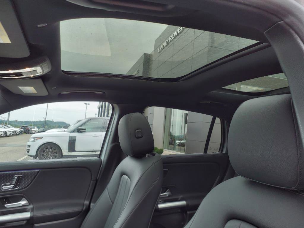 Used 2025 Mercedes-Benz GLA 250 GLA 250 image 11