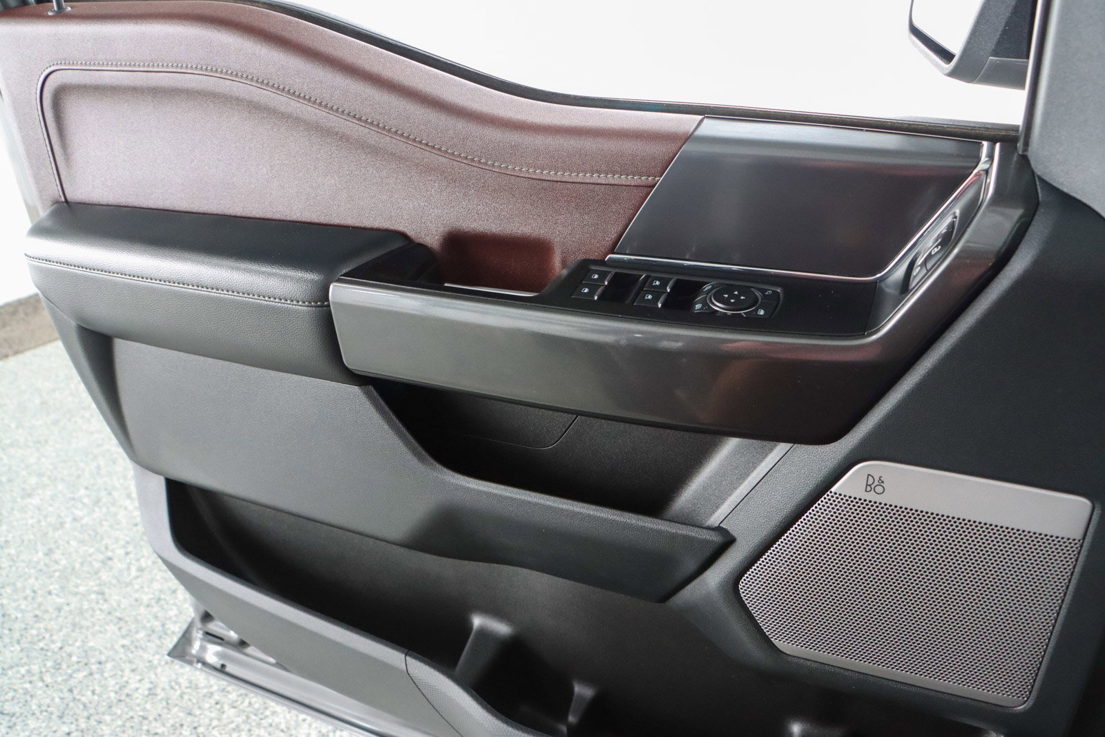 Used 2021 Ford F150 Lariat w/ Equipment Group 502A High image 24