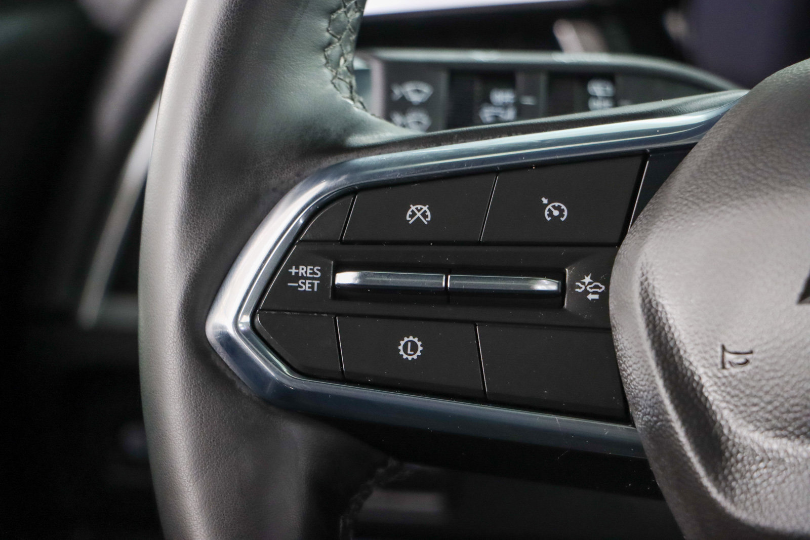 Used 2025 Chevrolet Tahoe High Country w/ Sun And Tow Package image 14