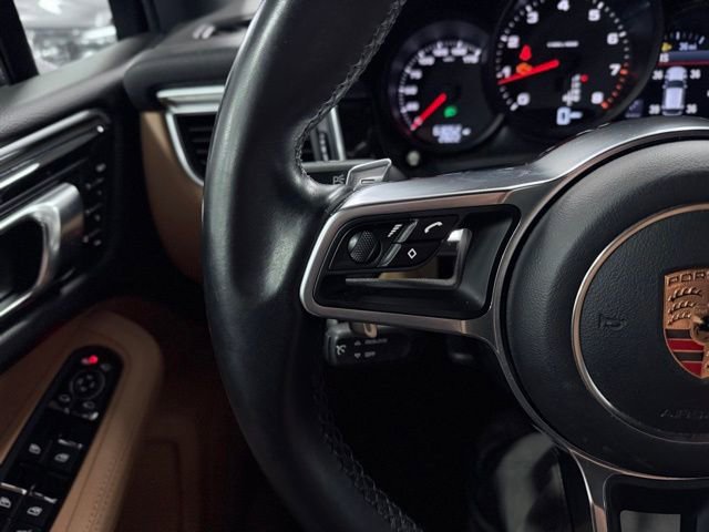 Used 2017 Porsche Macan AWD/4WD image 25