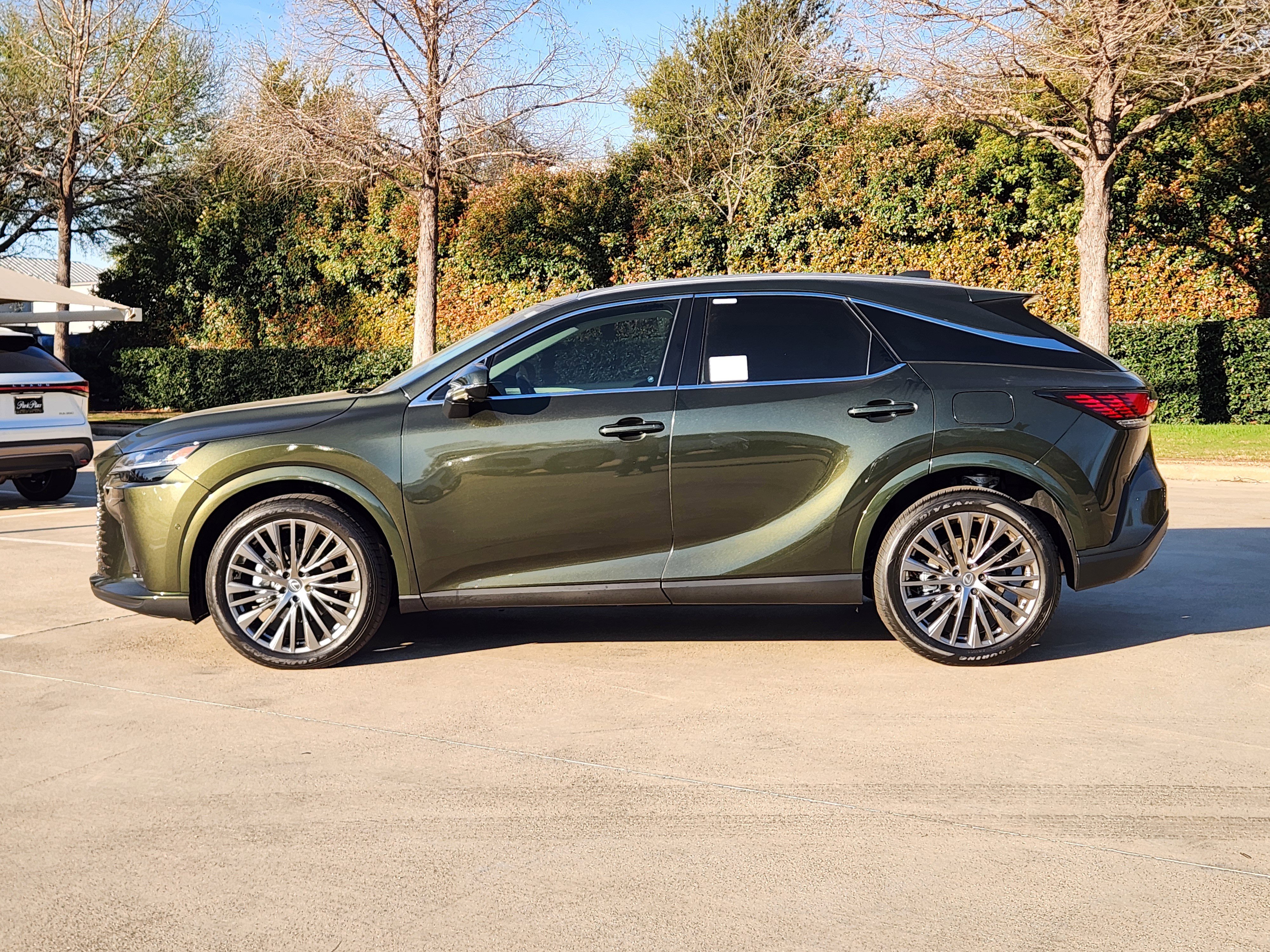 New 2026 Lexus RX 350 350h Luxury image 3