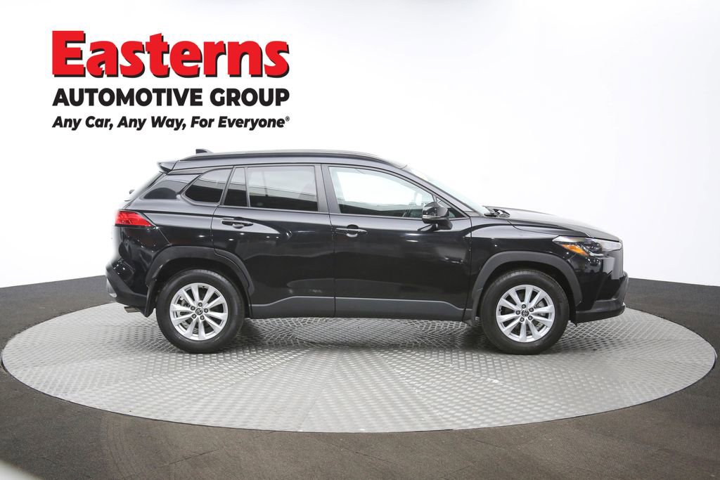 Used 2022 Toyota Corolla Cross LE image 44