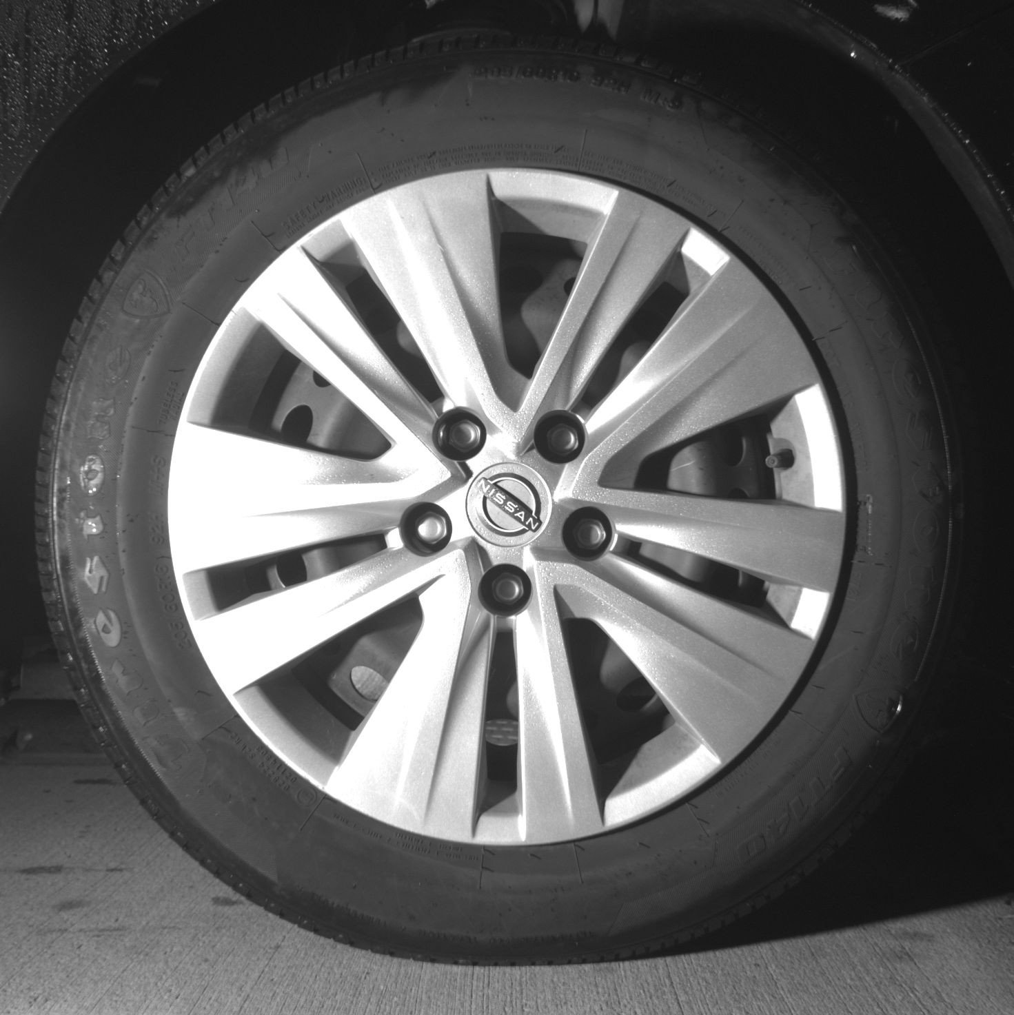 Used 2025 Nissan Sentra S image 13