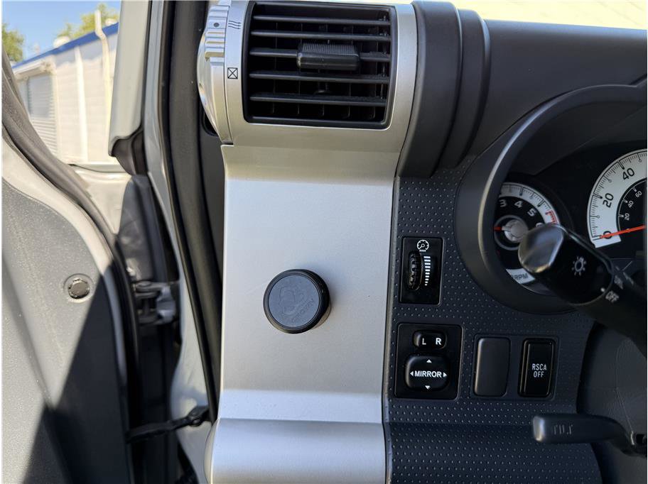Used 2014 Toyota FJ Cruiser 4WD w/ Convenience Package image 34
