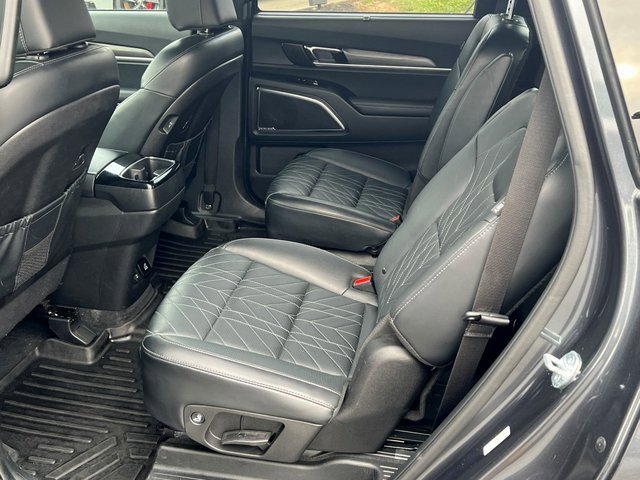 Used 2024 Kia Telluride SX Prestige X-Line image 19