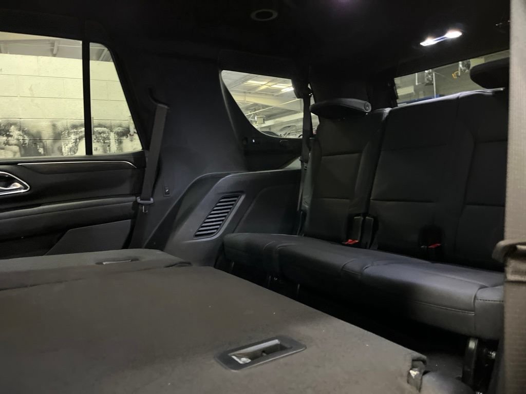 Used 2024 Chevrolet Tahoe Z71 w/ Luxury Package AWD/4WD image 24