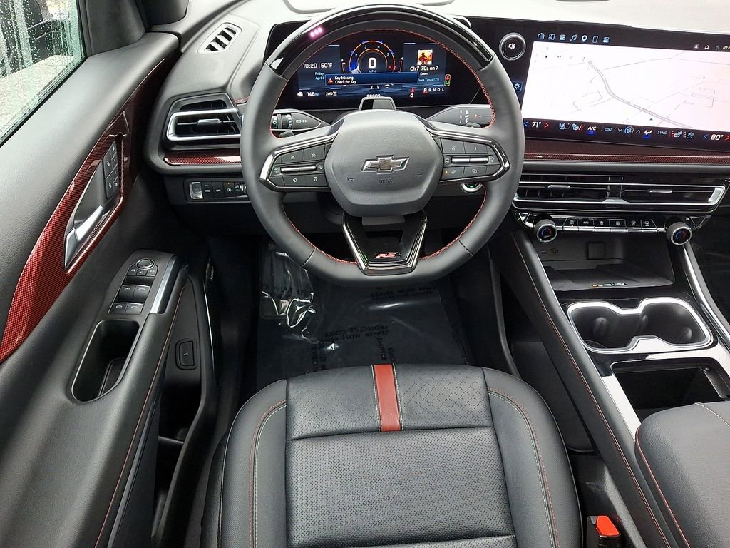 Used 2024 Chevrolet Traverse RS image 12