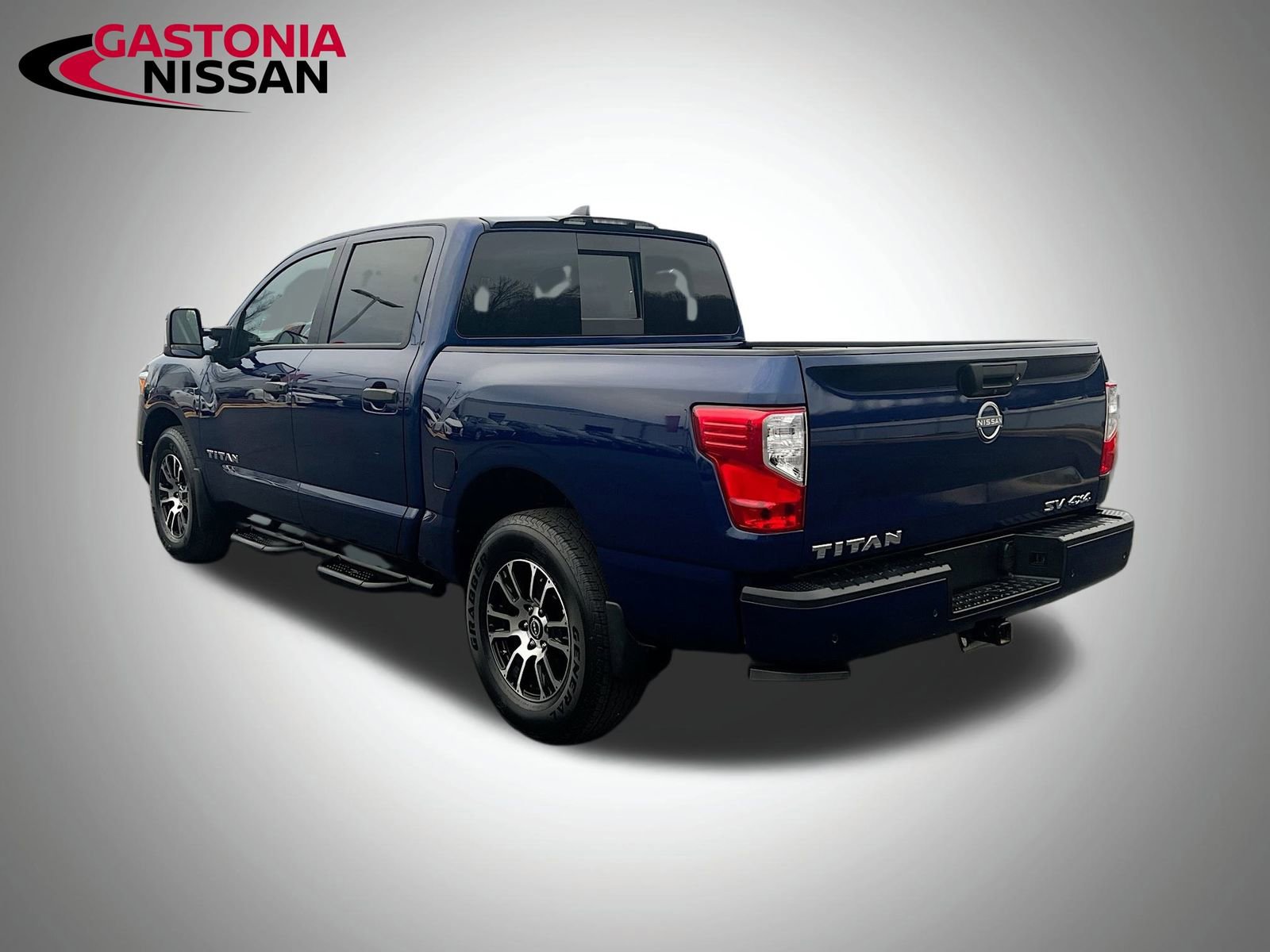 Used 2024 Nissan Titan SV w/ SV Convenience Package image 6