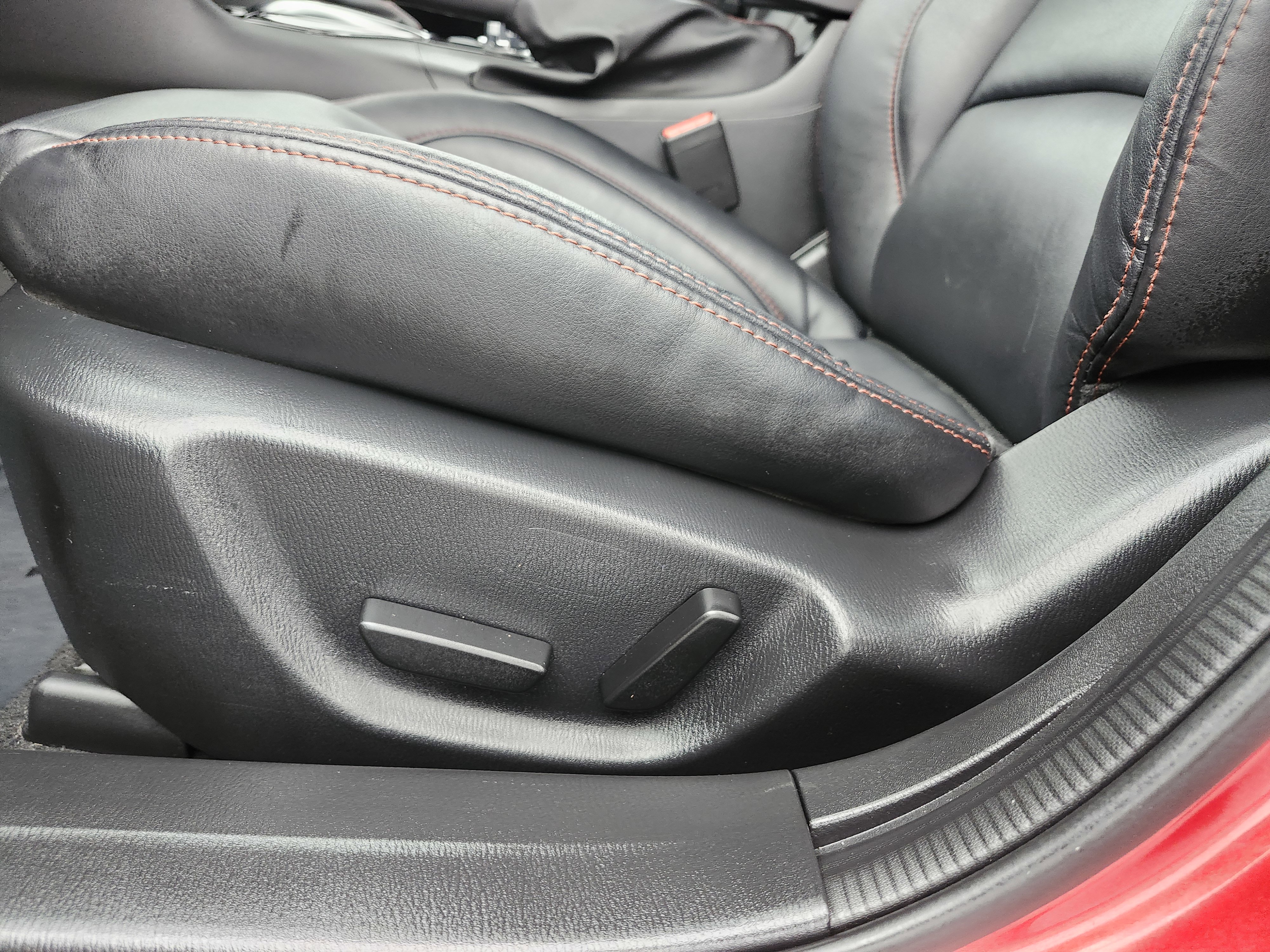 Used 2014 MAZDA MAZDA3 s Touring FWD image 26