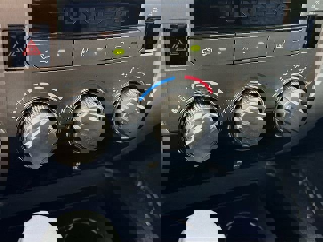 Certified 2018 Toyota Tundra SR5 w/ TRD Off Road Package AWD/4WD image 15